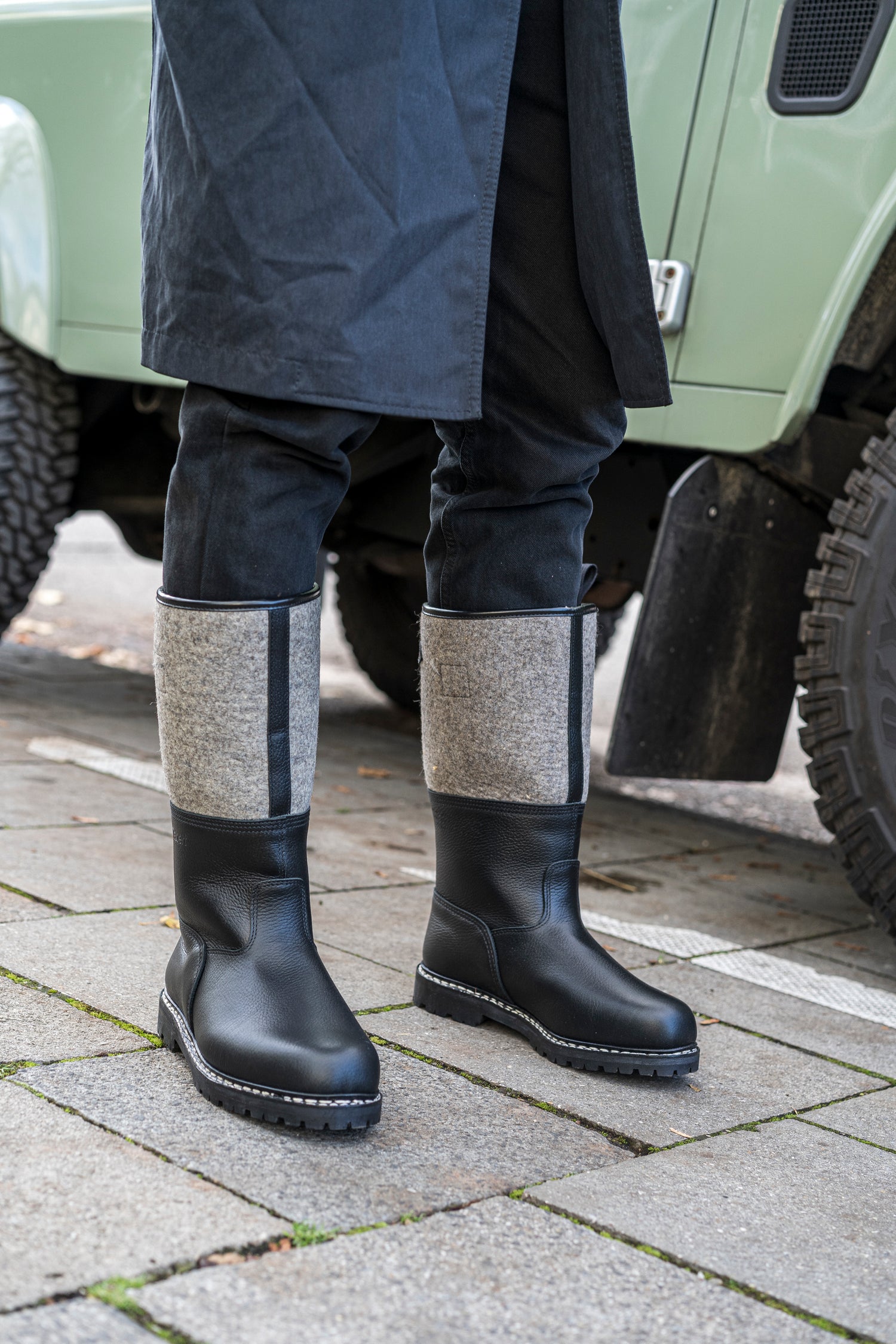 Lammfell Filzschaftstiefel Teak3 Cortina Black Schuhladen