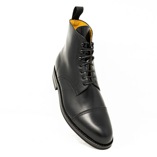 Laszlo Armando (Herren) mit Vorderkappe. Exclusiv bei uns!